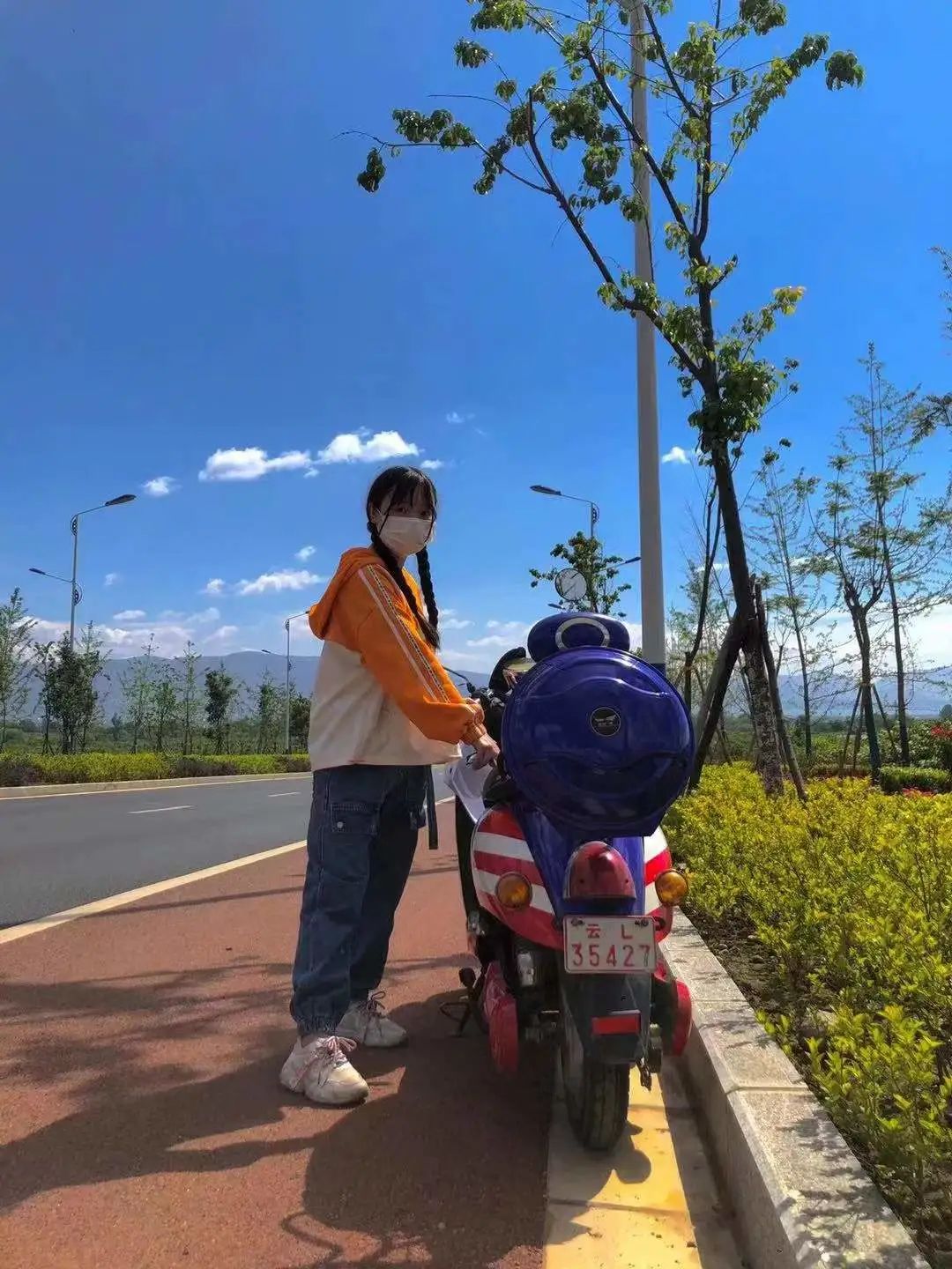 第2段和第3段之间.jpg