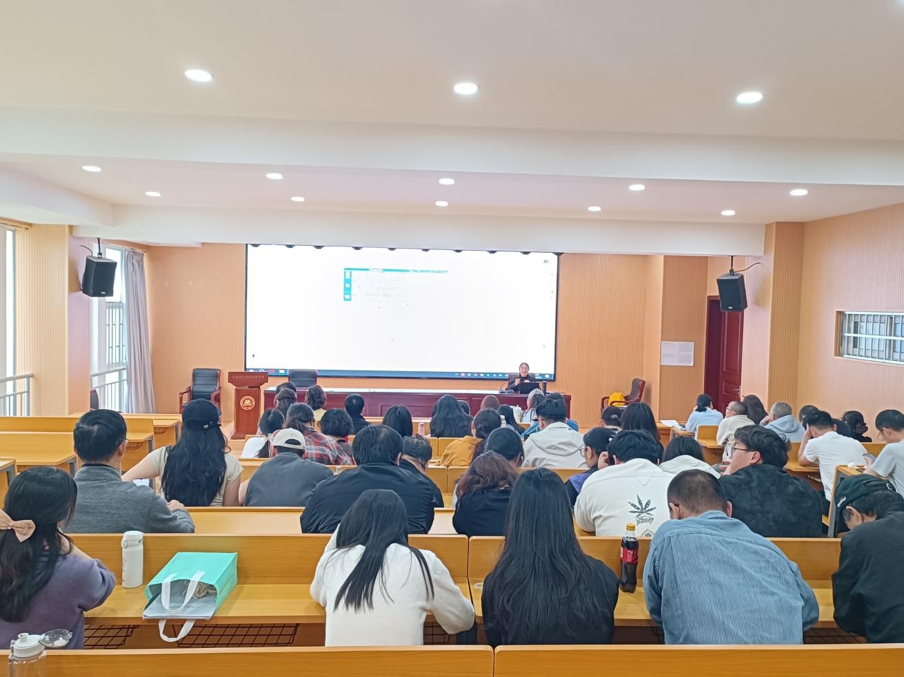 图片2 图片2